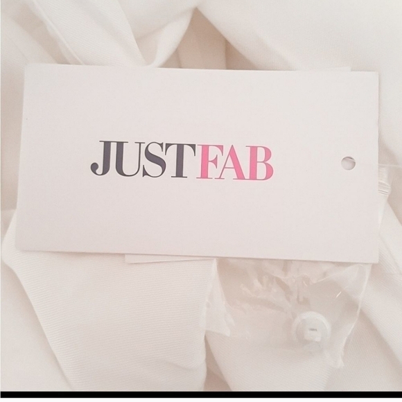 NEW JUSTFAB M Boho Embroidered Flutter Sleeve White and Red Lined Dress - Picture 9 of 11